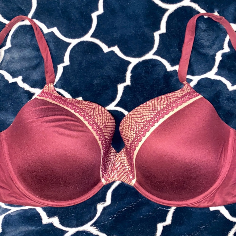 Body by Victoria bra, excellent condition
